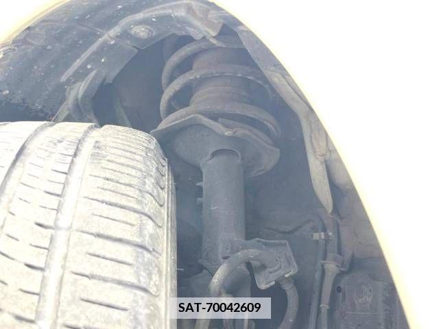 Nissan CUBE 2011-07 385256-5