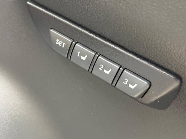 Lexus NX 2015-10 6634-4