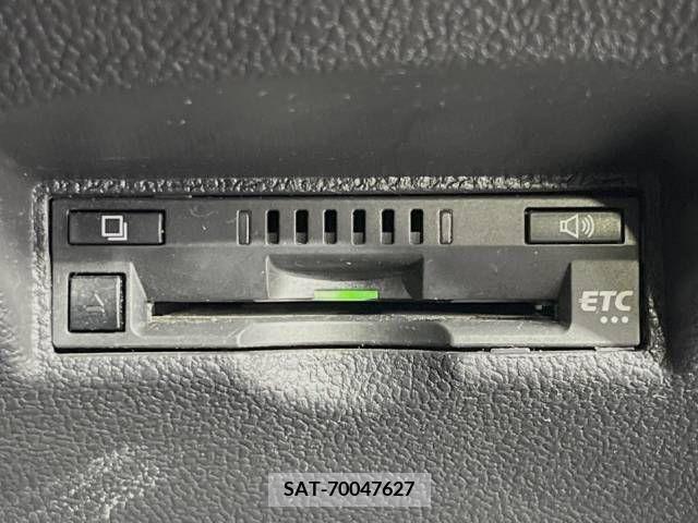 Toyota PRIUS 2019-04 217349-8