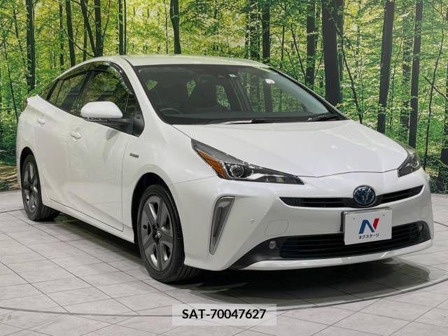 Toyota PRIUS 2019-04 217349-17