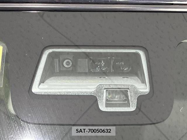 Suzuki SPACIA 2019-06 209816-4