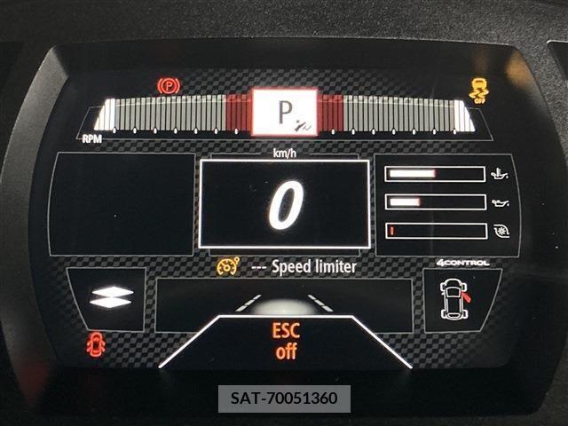 Renault MEGANE 2019-03 240660-10