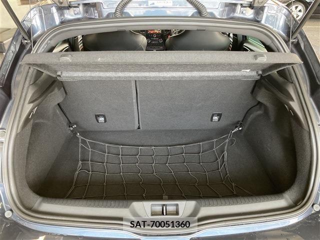 Renault MEGANE 2019-03 240660-9