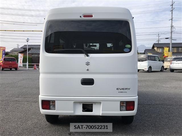 Suzuki EVERY 2016-01 268890-5