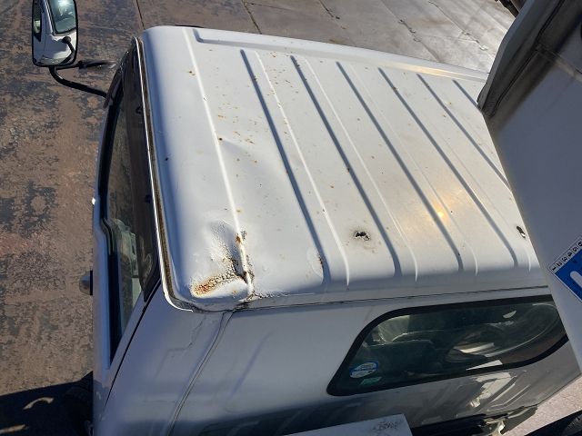 Isuzu ELF TRUCK 2013-08 187199-28