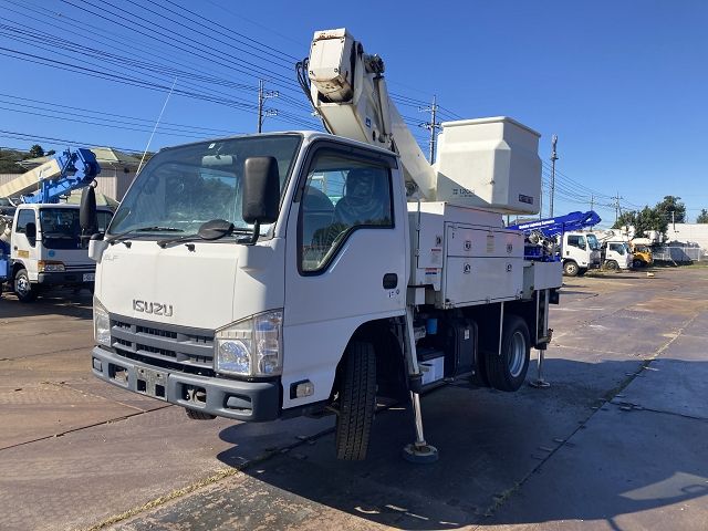 Isuzu ELF TRUCK 2013-08 187199-0