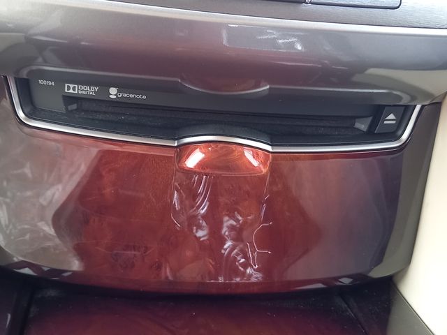 Toyota CROWN MAJESTA 2014-09 835-14