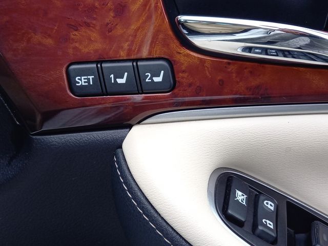 Toyota CROWN MAJESTA 2014-09 835-15
