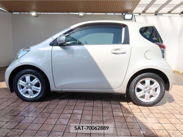 Toyota IQ 2009-03 231642-7