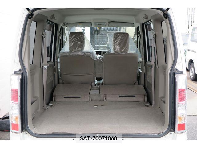 Suzuki EVERY WAGON 2012-06 207858-9