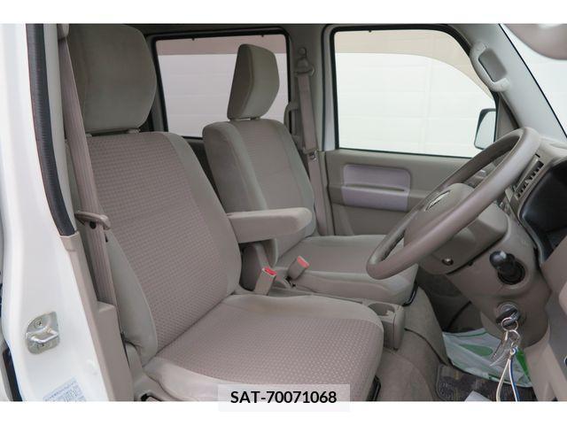 Suzuki EVERY WAGON 2012-06 207858-12