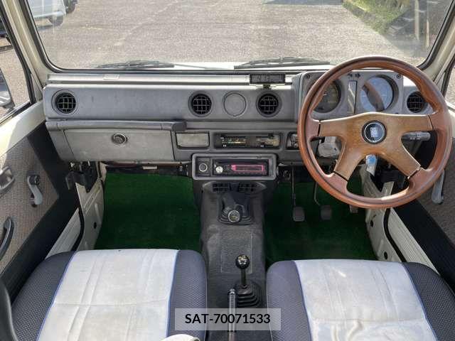 Suzuki JIMNY 1986-01 200755-4