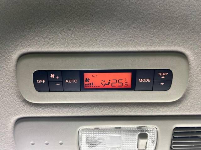 Nissan SERENA 2015-02 17208-7