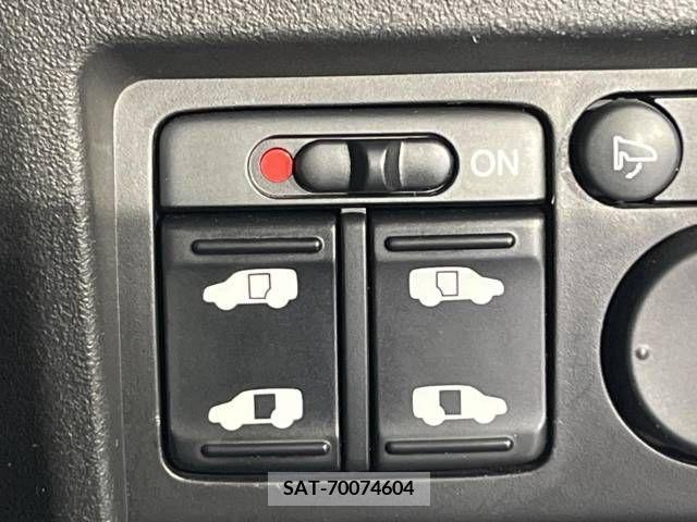 Honda FREED 2009-10 302805-5