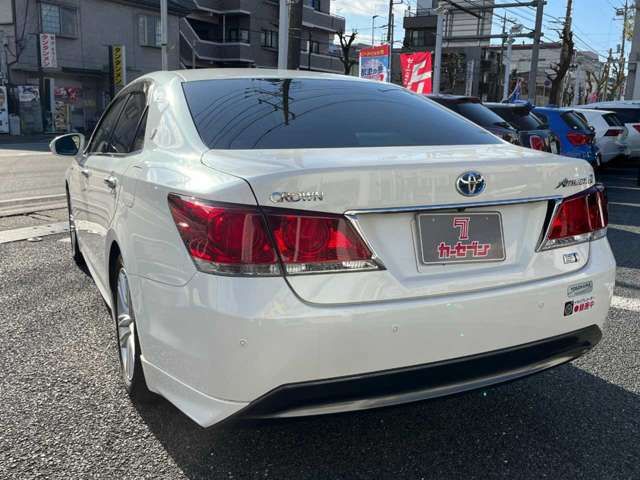 Toyota CROWN SEDAN 2014-01 196599-6