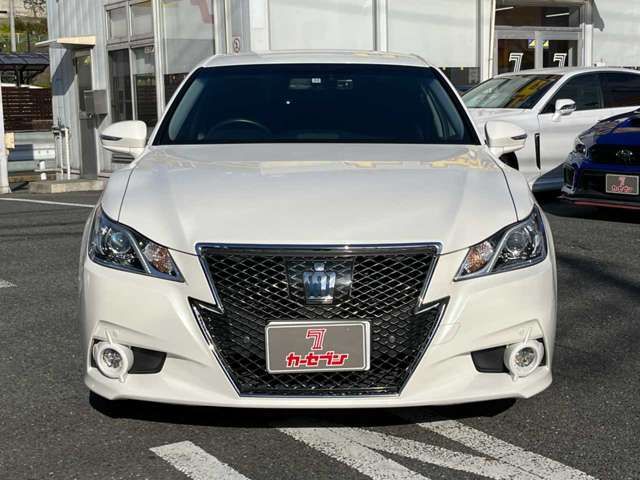 Toyota CROWN SEDAN 2014-01 196599-1