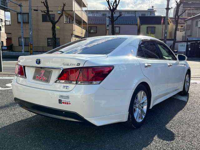 Toyota CROWN SEDAN 2014-01 196599-4