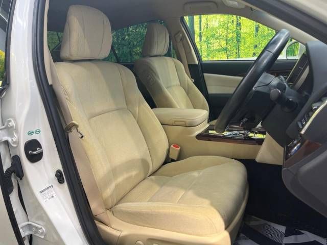 Toyota CROWN SEDAN 2013-11 192023-8