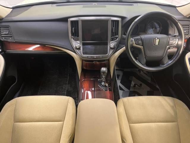 Toyota CROWN SEDAN 2013-11 192023-1