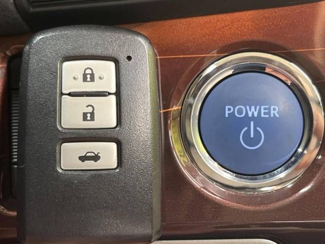 Toyota CROWN SEDAN 2013-11 192023-7