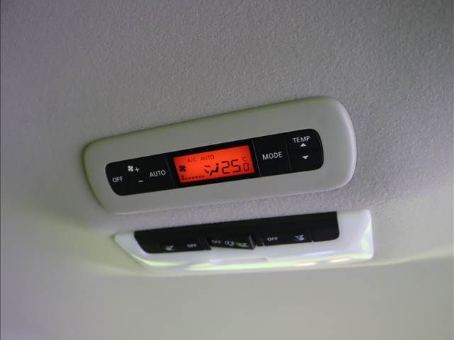 Nissan SERENA 2019-12 28365-24