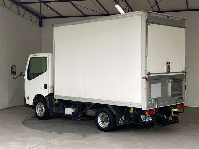 Nissan ATLAS 2015-03 6978-12
