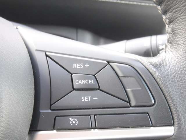 Nissan SERENA 2017-12 7153-8