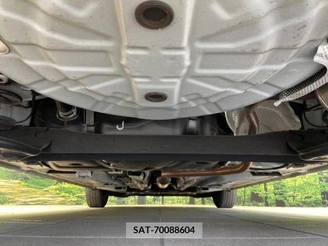 Nissan NOTE 2019-04 302447-19