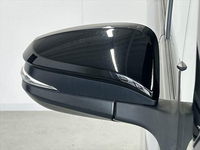 Toyota NOAH 2019-01 187079-13