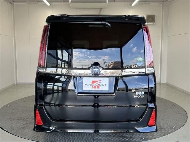 Toyota NOAH 2019-01 187079-5