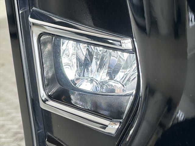 Toyota NOAH 2019-01 187079-11