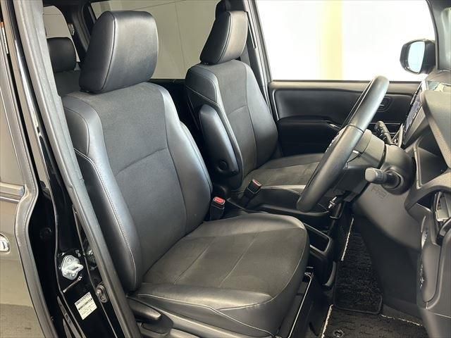 Toyota NOAH 2019-01 187079-19