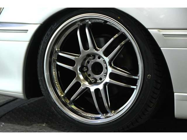 Toyota CROWN SEDAN 2001-01 28696-5