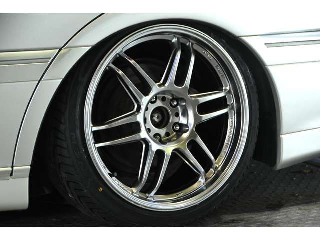 Toyota CROWN SEDAN 2001-01 28696-6