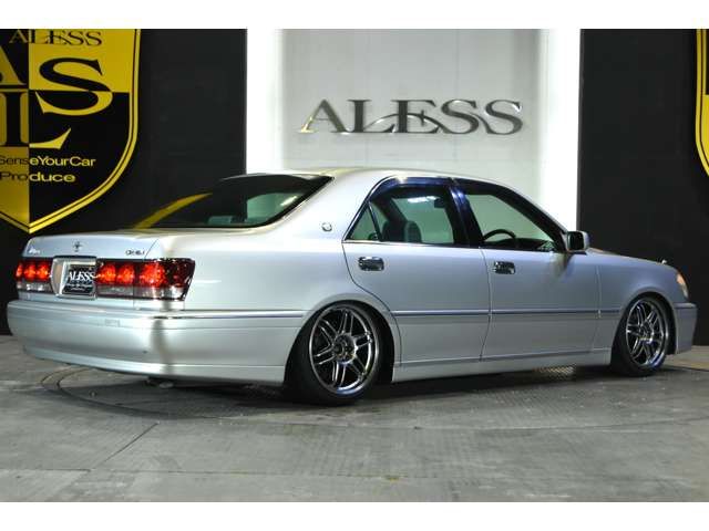 Toyota CROWN SEDAN 2001-01 28696-2