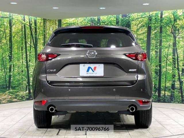 Mazda CX-5 2018-09 308400-15