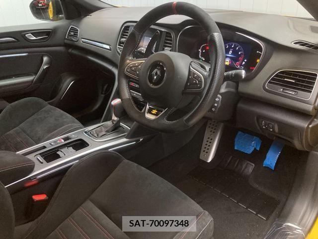 Renault MEGANE 2022-07 221422-1