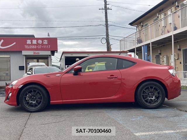 Toyota 86 2012-11 265114-7