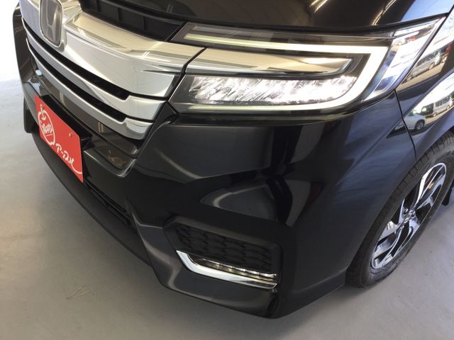 Honda e 2017-11 19928-27
