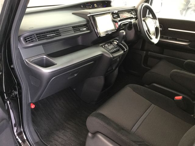 Honda e 2017-11 19928-20