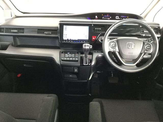 Honda e 2017-11 19928-1