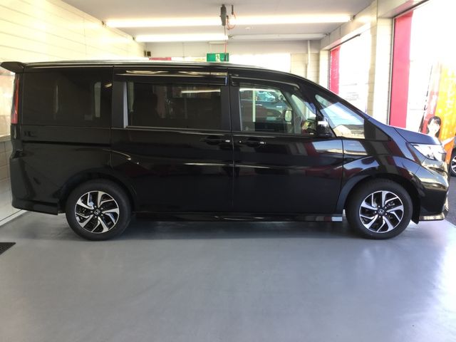 Honda e 2017-11 19928-5