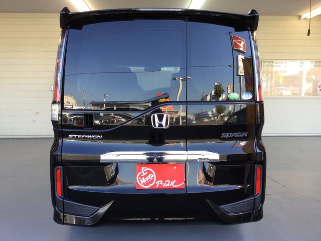 Honda e 2017-11 19928-7