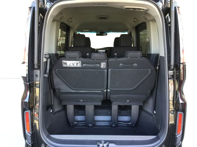 Honda e 2017-11 19928-24