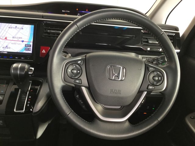 Honda e 2017-11 19928-10