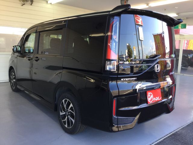 Honda e 2017-11 19928-8