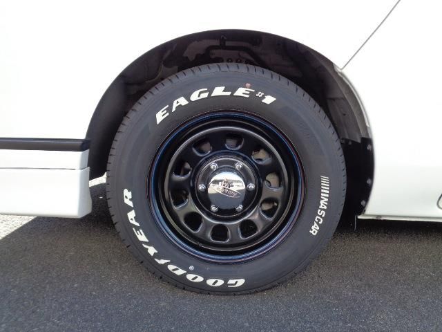 Nissan NV350 Caravan 2017-06 19378-13