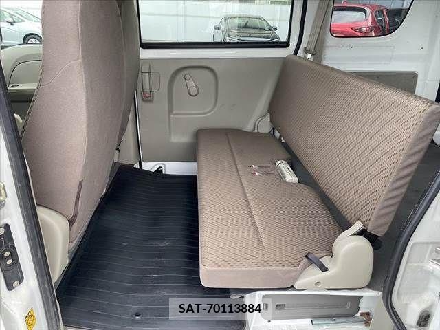 Suzuki EVERY 2018-03 297411-18