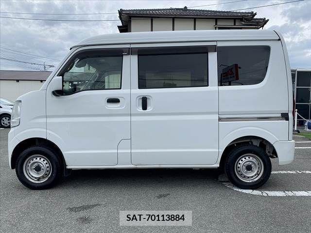 Suzuki EVERY 2018-03 297411-10