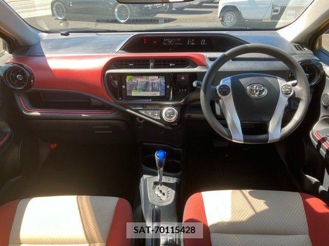 Toyota AQUA 2017-03 260411-10
